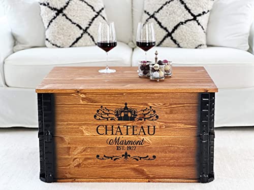 Uncle Joe´s Truhe Chateau Couchtisch Truhentisch im Vintage Shabby chic Style aus Massiv-Holz in braun mit Stauraum und Deckel Holzkiste Beistelltisch Landhaus Wohnzimmertisch Holztisch nussbaum von Uncle Joe´s