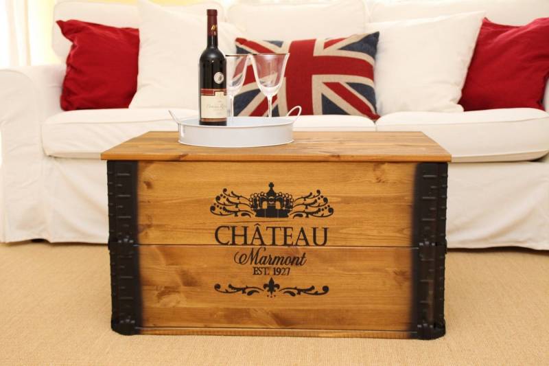 Uncle Joe´s Truhentisch „Chateau“, im Vintage-Design von Uncle Joe´s