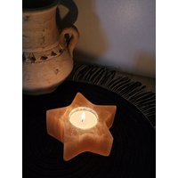 Oranger Selenit Stern Teelichthalter 10 cm | Kerzenhalter Tischdekoration Geschenkidee Kristalle Liebhaber Hauseinweihung von UnderSunStore