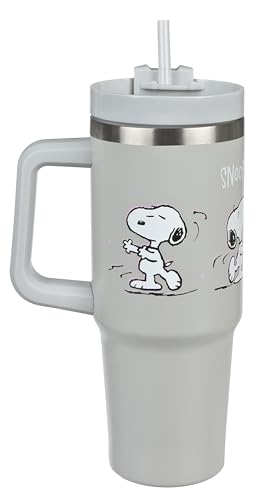 Undercover - Peanuts Snoopy Isolierbecher mit Strohhalm - 880ml Fassungsvermögen - Edelstahl Trinkbecher mit Handgriff - BPA frei Undercover - Peanuts Snoopy Isolierbecher mit Strohhalm - 880ml Fassungsvermögen - Edelstahl Trinkbecher mit Handgriff - BPA frei von Undercover