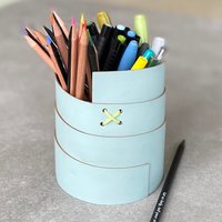 Recyceltes Leder Mit Kreuzstich von UndercoverUK