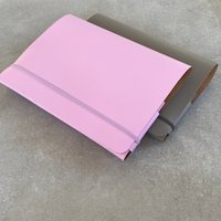 Undercover A4 Mappe Aus Recyceltem Leder von UndercoverUK