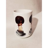 Volle Tasse Afrocentric Ashthepainter Kunstbecher, Asche Der Maler Afro Frau Volle Tee von Uni5crafts