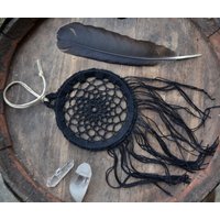 Schwarzer Traumfänger, Gehäkelte Boho Wohnkultur, Schwarzer Wandbehang, Doily von UnicornVibration