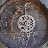 Traumfänger, Gehäkelte Boho Wohnkultur, Recycelter Träumchenfänger, Wandbehang, Doily von UnicornVibration