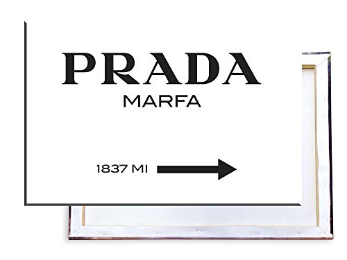 Unified Distribution Prada Maria Modeschau - 100x70 cm Kunstdruck auf Leinwand • erstklassige Druckqualität • Dekoration • Wandbild von Unified Distribution