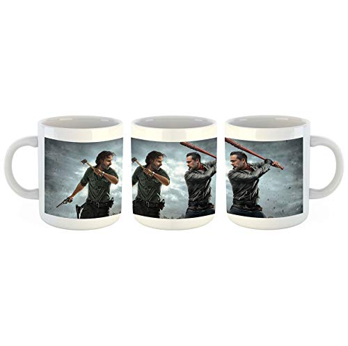 Unified Distribution The Walking Dead - Rick vs. Negan - Tasse mit Motiv Bedruckt, 300ml C-Henkel. Tolles Geschenk für Büro, Küche, Geburtstag, Lieblingstasse zum Frühstück von Unified Distribution