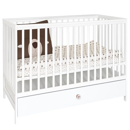 Unique Nature DODO Babybett 120x60 cm weiß mit Schublade, Rollen, Beißschutz & Sofa-Option – höhenverstellbares Kinderbett aus Kiefernholz & Buche, stabil & funktional Unique Nature DODO Babybett 120x60 cm weiß mit Schublade, Rollen, Beißschutz & Sofa-Option – höhenverstellbares Kinderbett aus Kiefernholz & Buche, stabil & funktional von Unique Nature