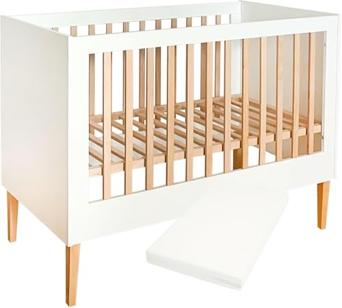 Unique Nature ILA Babybett 120x60 cm weiß mit Matratze – höhenverstellbares Kinderbett aus massivem Buchenholz & MDF, stabil, nachhaltig & pflegeleicht Unique Nature ILA Babybett 120x60 cm weiß mit Matratze – höhenverstellbares Kinderbett aus massivem Buchenholz & MDF, stabil, nachhaltig & pflegeleicht von Unique Nature