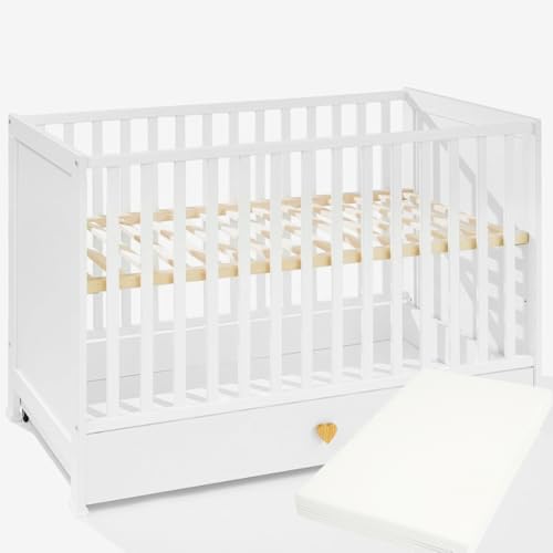 Unique Nature Little Heart Babybett weiß 120x60 cm mit Schublade & Matratze – Kinderbett aus Buche & MDF, höhenverstellbar, herzförmiger Griff, EN-Sicherheitsnorm, Außenmaß 123x65x87 cm Unique Nature Little Heart Babybett weiß 120x60 cm mit Schublade & Matratze – Kinderbett aus Buche & MDF, höhenverstellbar, herzförmiger Griff, EN-Sicherheitsnorm, Außenmaß 123x65x87 cm von Unique Nature