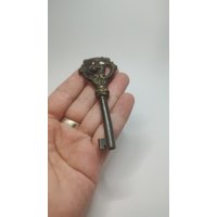 Seltener Antiker Massiver Messing Verzierte Schlüssel, Sammelbarer Anhängermessingschlüssel, Möbelschlüssel von UniqueArtGiftStore