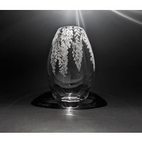 Glyzinien Vase - Blumen -Handgravierte Dartington Kristallvase Schöne Glaskunst Blumengeschenk Kristallgravur Hochzeitsgeschenk Glyzinien Vase - Blumen -Handgravierte Dartington Kristallvase Schöne Glaskunst Blumengeschenk Kristallgravur Hochzeitsgeschenk von UniqueGlassEngraving