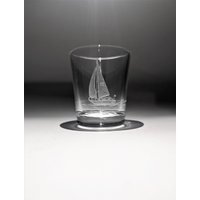 Handgraviertes Segeln Schnapsglas - Yacht Glas Geschenke Boot Segelboot Schnapsgläser Kristall Likör Handgraviertes Segeln Schnapsglas - Yacht Glas Geschenke Boot Segelboot Schnapsgläser Kristall Likör von UniqueGlassEngraving