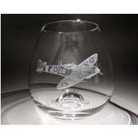 Spitfire Whiskyglas - Becher Handgraviertes Wasserglas Geschenk Weinglas Whisky von UniqueGlassEngraving