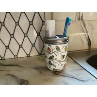 Frühlingsvögel Zahnbürstenhalter von UniqueHomeDecorBySue