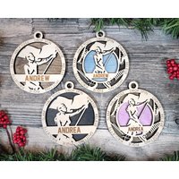 Personalisierte Männliche Oder Weibliche Color Guard Ornament - Sport Kollektion von UniquelyInviting