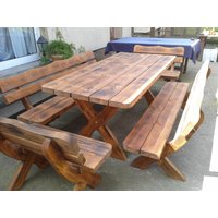 Gartenmöbel Ar-Oc Holzgartenmöbel, Holzsitzgruppe, Tisch +2 Bänke + 2 Kleine Bänke. Farbe Geflammt von Uniquemoebel