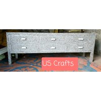 Perlmutt Konsole Frisiertisch Grau, Kommode Mit 6 Schubladen, Wohnzimmer Möbel Perlmutt Konsole Frisiertisch Grau, Kommode Mit 6 Schubladen, Wohnzimmer Möbel von UniquesolutionCrafts
