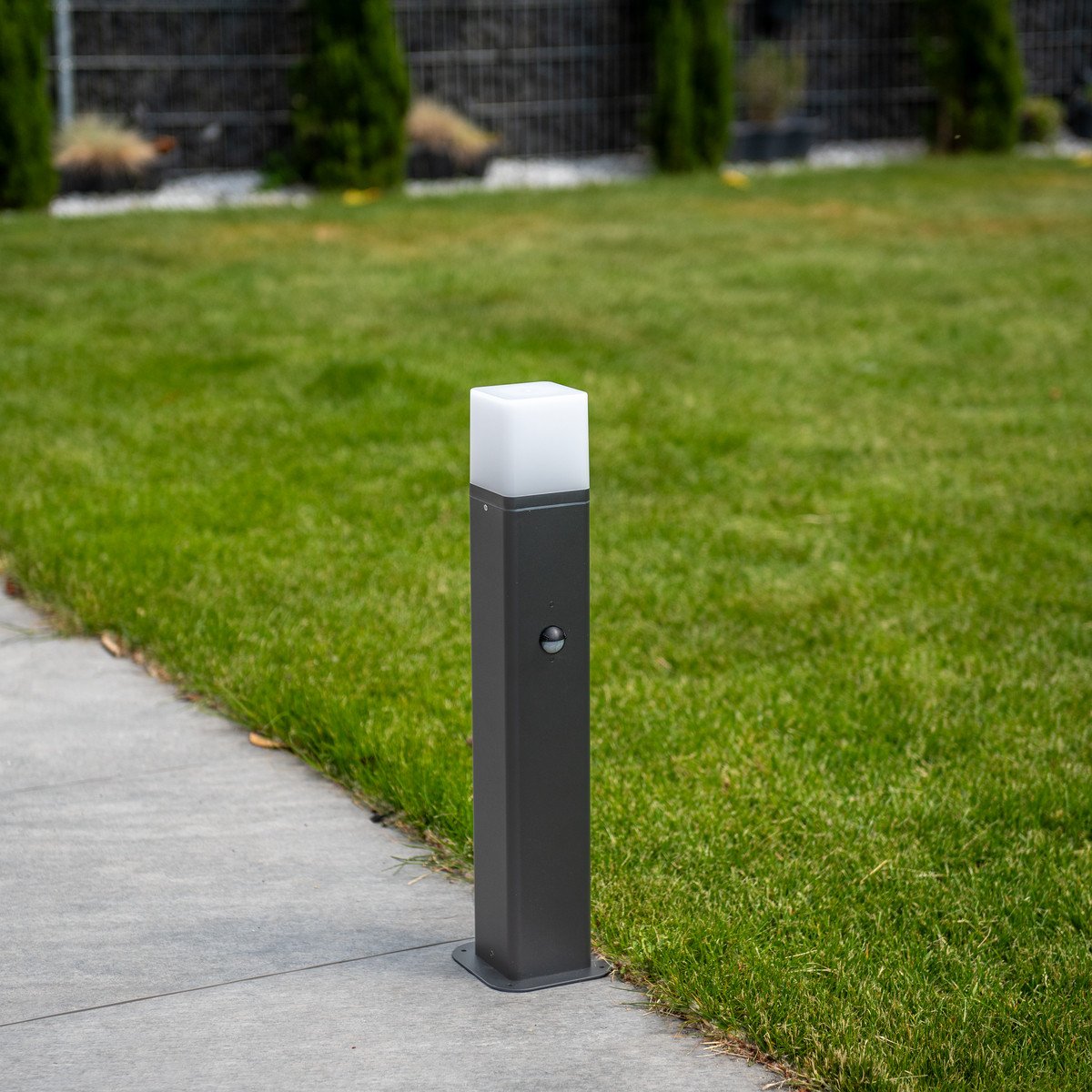 Unitec Wegeleuchte M E27 mit Dämmerungssensor anthrazit 50 cm Unitec Wegeleuchte M E27 mit Dämmerungssensor anthrazit 50 cm von Unitec Elektro