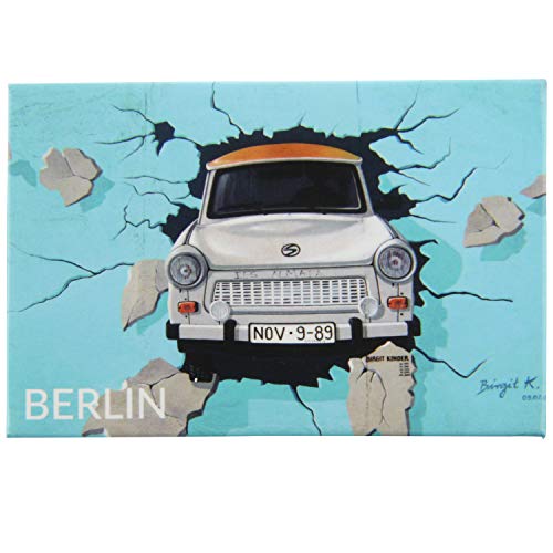 Kühlschrank-Magnet Trabant durch die Wand | Starker Halt | Berlin Foto-Magnet 8 x 5,5 cm | DDR Nostalgie typisches Souvenir von United1871