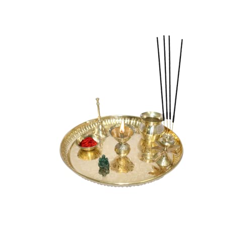 Universal Hub Pooja Thali Set mit 5 indischen dekorativen Puja-Artikeln, Aarti-Teller für Tempel, Hochzeit, Heimdekoration, Mandir, Messing, Tika Thali, Diwali, Dekorationsgeschenke von Universal Hub