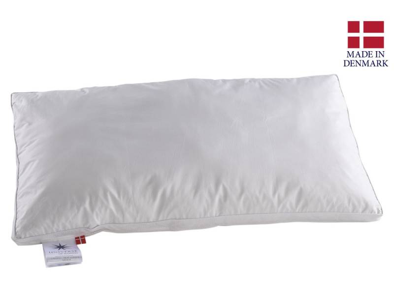 Universe of sleeping Kunstfaserkopfkissen Callisto, luftdurchlässig Kopfkissen, 3-Kammer, Medium, Füllung: Außenkammer: 100% weiche Faserbällchen, Innenkammer: 100% kleine Federn, Bauchschläfer, Rückenschläfer, Seitenschläfer, Kopfkissen 40x80 cm, dauerbauschig & pflegeleicht, Allergiker geeignet von Universe of sleeping