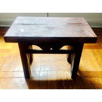 Handgemachte Low Schöne Dunkle Schokolade Fleck Holz Stuhl Sitzen von UntamedHeartsProject