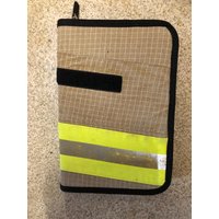 Einsatzjacke, Din A 5 Mappe, Schreibmappe, Feuerwehr, Pbi Gold. Rettungsdienst, Feuerwehr , Feuerwehrjacke Einsatzjacke, Din A 5 Mappe, Schreibmappe, Feuerwehr, Pbi Gold. Rettungsdienst, Feuerwehr , Feuerwehrjacke von UpcyclingbyThomas