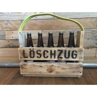Männerhandtasche.feuerwehr.weinkiste.flaschenträger.palettenmöbel.upcycling.angeflammt.weihnachtsgeschenk.mann.herrenhandtasche Männerhandtasche.feuerwehr.weinkiste.flaschenträger.palettenmöbel.upcycling.angeflammt.weihnachtsgeschenk.mann.herrenhandtasche von UpcyclingbyThomas