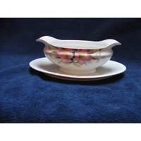Vintage Noritake Azalee Sauciere Mit Unterplatte Und Grünem Stempel Vintage Noritake Azalee Sauciere Mit Unterplatte Und Grünem Stempel von UpperCrustFinds