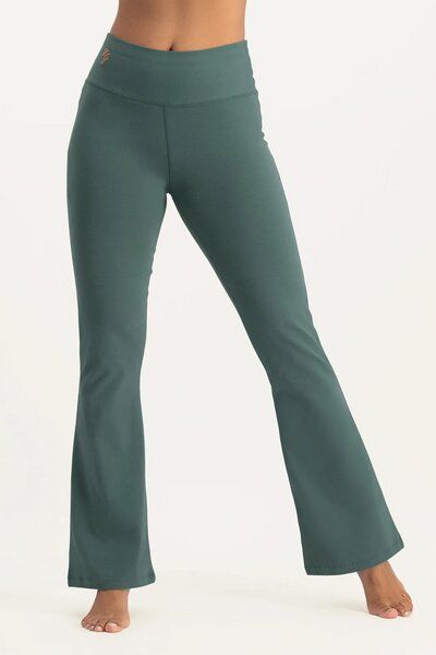 Urban Goddess Flared Yogahose Anandafied von Urban Goddess