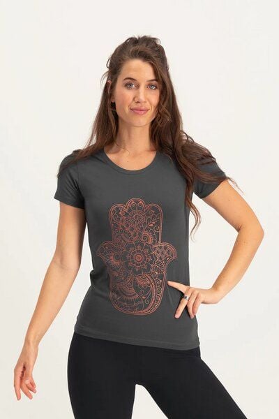 Urban Goddess Hamsa Core Yoga Tee aus Bio-Baumwolle von Urban Goddess