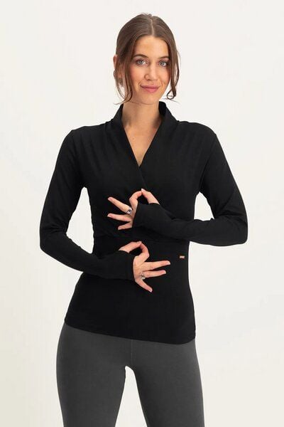 Urban Goddess Ishtar Yoga Langarmshirt von Urban Goddess