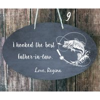 Personalisiertes Schwiegervater Angeln Schild, Oval Holz Geschenk von UsefulLittleThingsCA