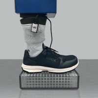 Uvex Sicherheitshalbschuhe S1 SRC uvex 1 sport aus Textil, uvex xenova® Kunststoffkappe von Uvex