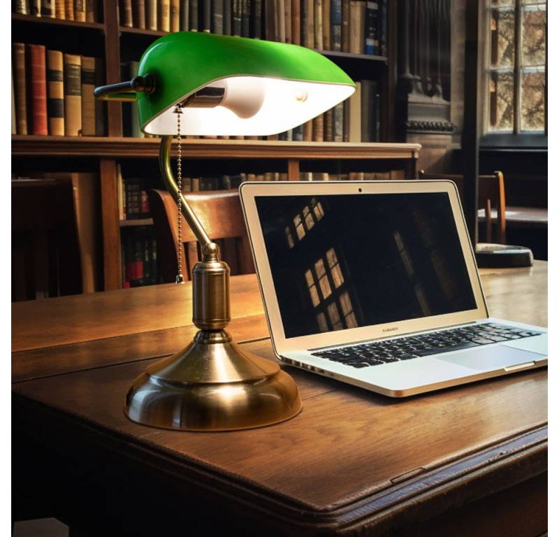 V-TAC Schreibtischlampe, Leuchtmittel inklusive, Warmweiß, Bankerlampe Tischlampe Schreibtischlampe altmessing Glas grün LED 36cm V-TAC Schreibtischlampe, Leuchtmittel inklusive, Warmweiß, Bankerlampe Tischlampe Schreibtischlampe altmessing Glas grün LED 36cm von V-TAC