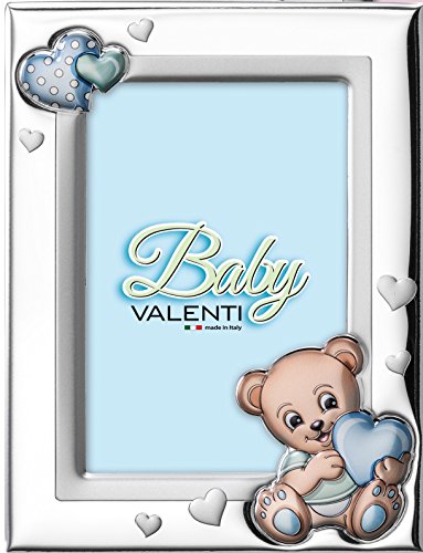 VALENTI & CO. - Bilderrahmen aus Silber mit Bären-Detail, farbig bemalt, für Tisch oder Nachttisch für das Kinderzimmer, perfekt als Geschenkidee für Taufe oder Geburtstag, hellblau VALENTI & CO. - Bilderrahmen aus Silber mit Bären-Detail, farbig bemalt, für Tisch oder Nachttisch für das Kinderzimmer, perfekt als Geschenkidee für Taufe oder Geburtstag, hellblau von VALENTI & CO.