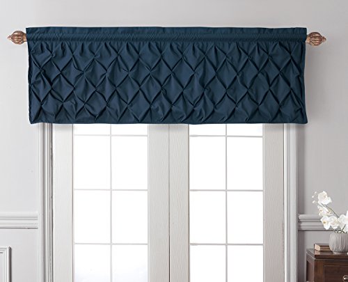 VCNY Home | Carmen Collection | Fenstervolant mit Stangentasche - Stilvolles Gitter-gesmoktes Diamant-Design für Küche, Schlafzimmer oder Wohnzimmer, Marineblau von VCNY Home