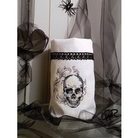 Halloween Lichtbeutel Windlicht Skull Gestickt Leinen Spitze von VCrownKreativTextil