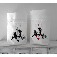 Weihnachten Lichtbeutel Windlicht Engel Mit Kerze Schwarz Oder Farbig Bestickt Leinen von VCrownKreativTextil