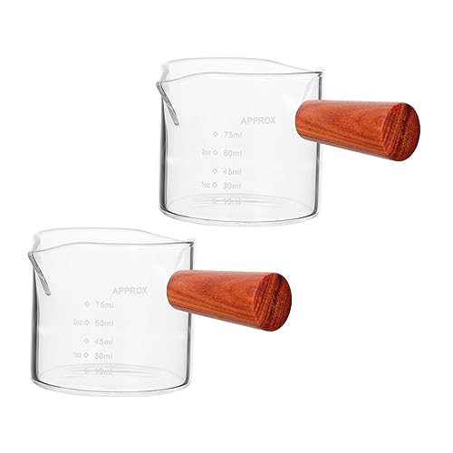 VERDANVERSE 2 Stück Teiliges Milchmaß mit Holzgriff Doppelseitiger Ausguss Transparente Kaffeemaß für Zuhause Cafés und Gastronomie Fassungsvermögen VERDANVERSE 2 Stück Teiliges Milchmaß mit Holzgriff Doppelseitiger Ausguss Transparente Kaffeemaß für Zuhause Cafés und Gastronomie Fassungsvermögen von VERDANVERSE