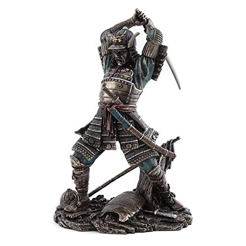 Veronese Samurai-Krieger in der Schlacht, japanische Statue, Figur von Top Collection