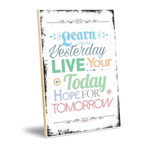 VIBEWALLS Motivationsschild Learn from Yesterday, Live Your Today, Hope for Tomorrow aus MDF-Holz (20x30 cm, 6 mm) mit Wandhaken | Vintage Deko | Inspirierendes Zitat von VIBEWALLS