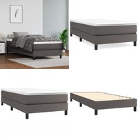 Vidaxl - Bettgestell Grau 80x200 cm Kunstleder - Bettes Gestell - Schlafzimmer Möbel - Kunstleder Bett - Doppelbett - Boxspring Rahmen - Home & Living Vidaxl - Bettgestell Grau 80x200 cm Kunstleder - Bettes Gestell - Schlafzimmer Möbel - Kunstleder Bett - Doppelbett - Boxspring Rahmen - Home & Living von VIDAXL