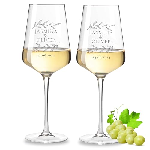 VILLA ROSA LOTTA - Leonardo Weinglas 2er Set mit Gravur - Hochzeitsgeschenke für Brautpaar, Personalisiertes Geschenk zur Hochzeit, Verlobung, Jahrestag mit Name und Datum, Olivenzweige VILLA ROSA LOTTA - Leonardo Weinglas 2er Set mit Gravur - Hochzeitsgeschenke für Brautpaar, Personalisiertes Geschenk zur Hochzeit, Verlobung, Jahrestag mit Name und Datum, Olivenzweige von VILLA ROSA LOTTA