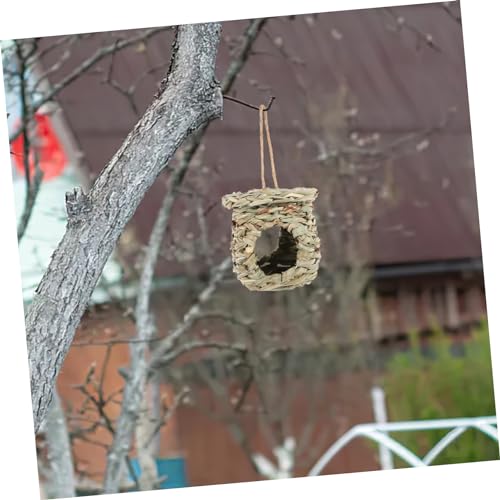 VILLFUL Handgefertigtes Natürliches Strohnest Vogelnest zum Aufhängen Isolierter Warmer Nistplatz für Kleine Vögel im Garten Wetterfestes Dekoratives Vogelhaus für Draußen VILLFUL Handgefertigtes Natürliches Strohnest Vogelnest zum Aufhängen Isolierter Warmer Nistplatz für Kleine Vögel im Garten Wetterfestes Dekoratives Vogelhaus für Draußen von VILLFUL