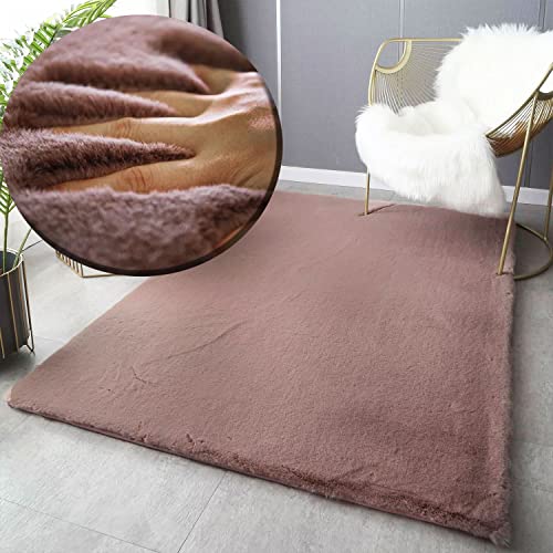 VIMODA Fellteppich Kunstfell Teppich in Alt Rose Extrem Flauschig Seidiger Glanz, Maße:140x200 cm von VIMODA