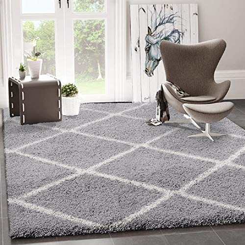 VIMODA Hochflor Teppich Wohnzimmer Shaggy Skandi Design Rautenmuster Grau Creme Robust Weich Strapazierfähig, Maße:150 cm Quadrat VIMODA Hochflor Teppich Wohnzimmer Shaggy Skandi Design Rautenmuster Grau Creme Robust Weich Strapazierfähig, Maße:150 cm Quadrat von VIMODA