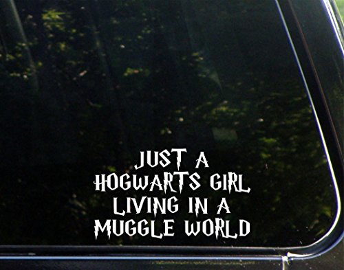 Just A Hogwarts Girl Living in A Muggle World - 6 1/2" x 3 3/4" - Vinyl Die Cut Decal/Bumper Sticker for Windows, Trucks, Cars, Laptops, Macbooks, Etc. von VINMEA