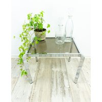 1980S Smoked Glass Chrome Coffee Table Night Stand Side Table von VINTARAMAcom